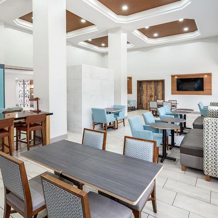 Holiday Inn Express & Suites Williamsburg By Ihg Buitenkant foto