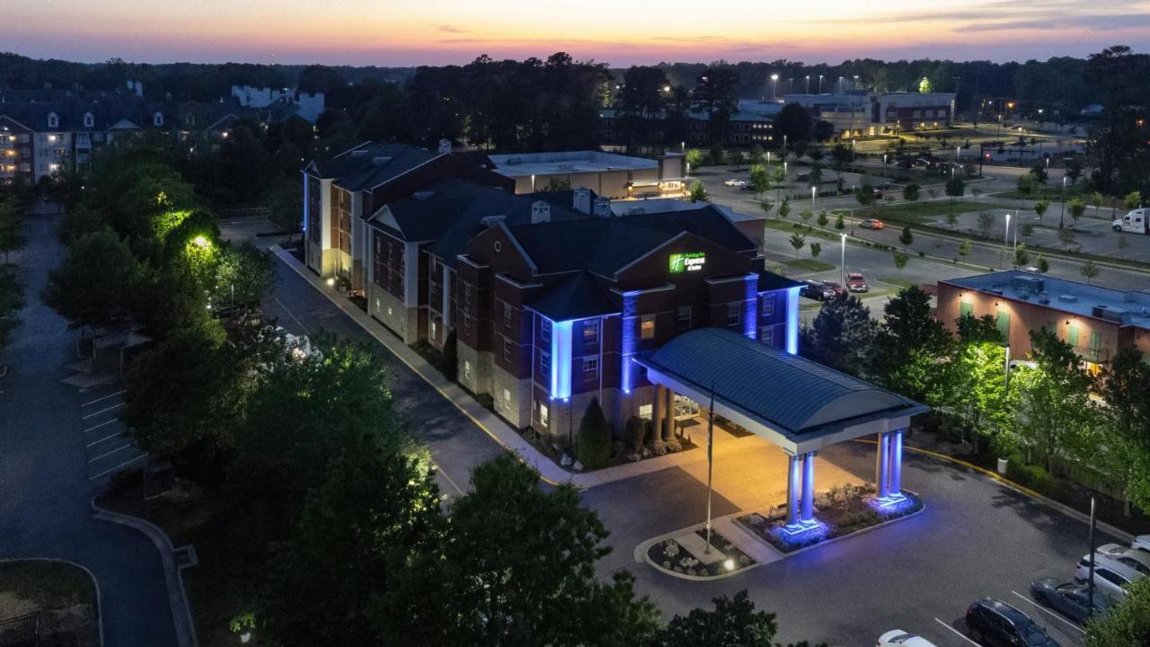Holiday Inn Express & Suites Williamsburg By Ihg Buitenkant foto
