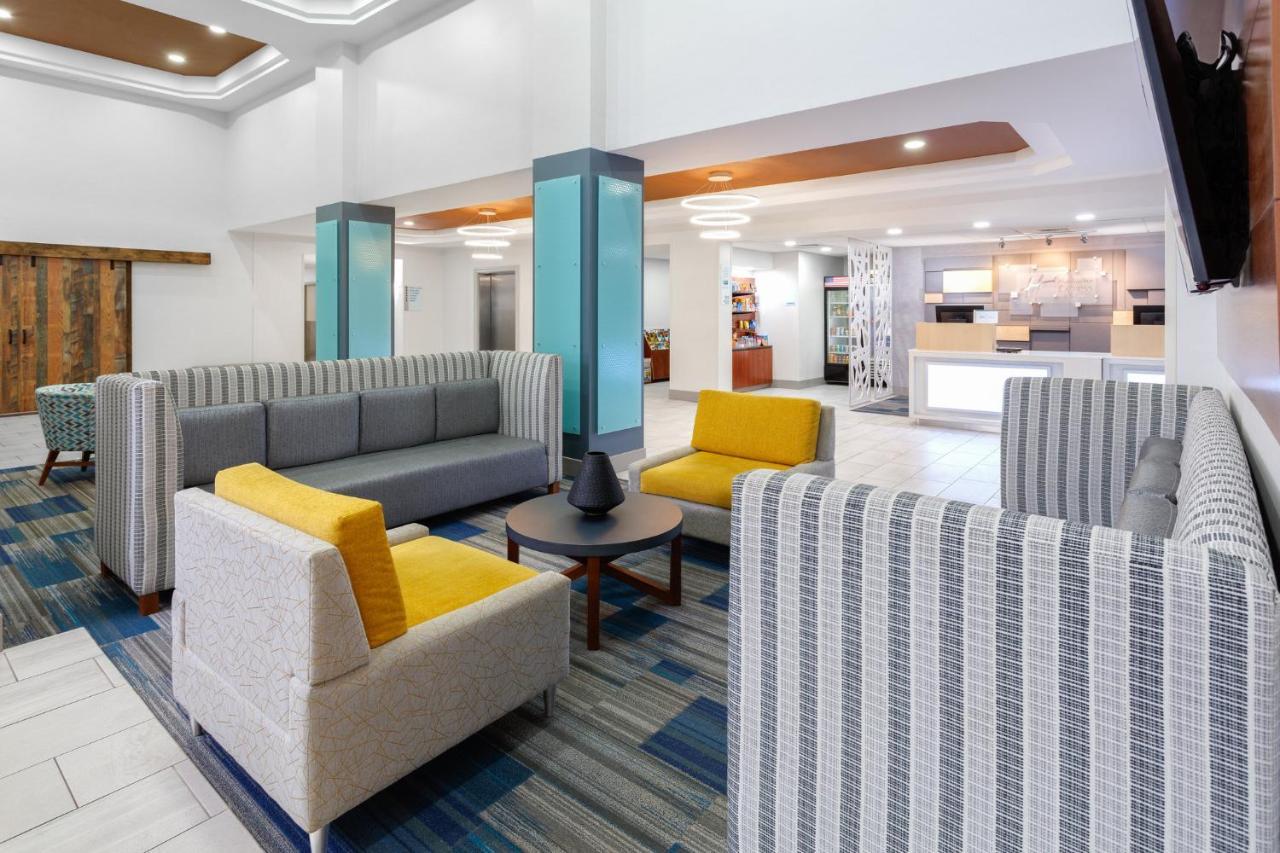 Holiday Inn Express & Suites Williamsburg By Ihg Buitenkant foto