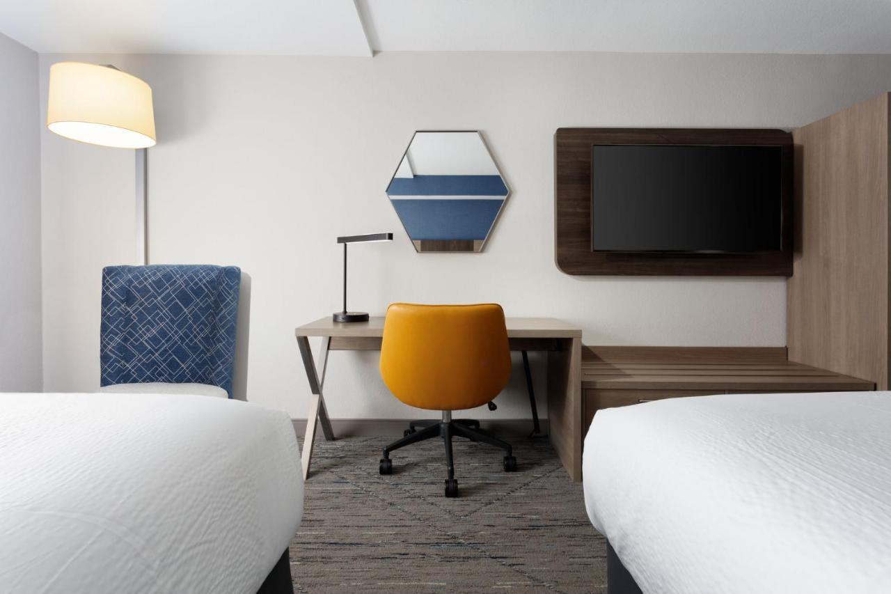 Holiday Inn Express & Suites Williamsburg By Ihg Buitenkant foto