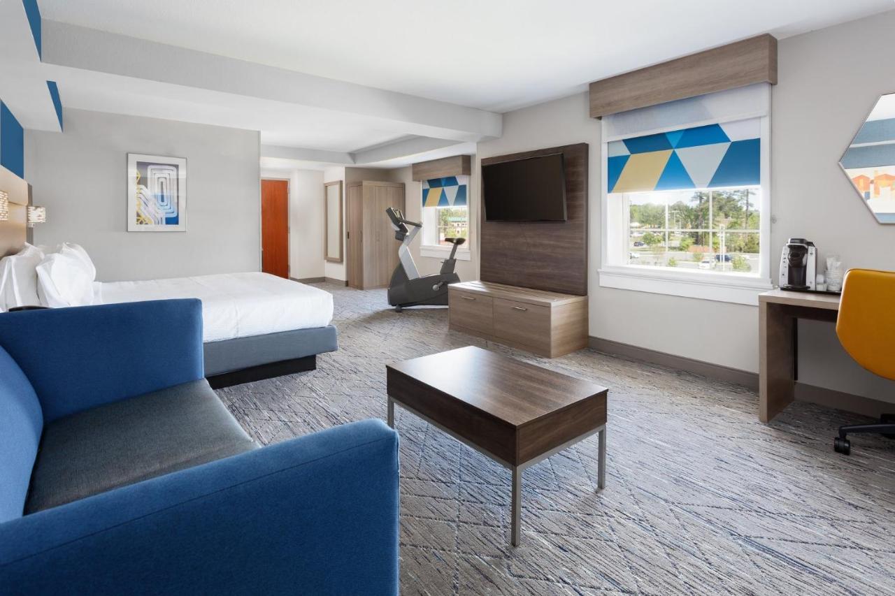 Holiday Inn Express & Suites Williamsburg By Ihg Buitenkant foto