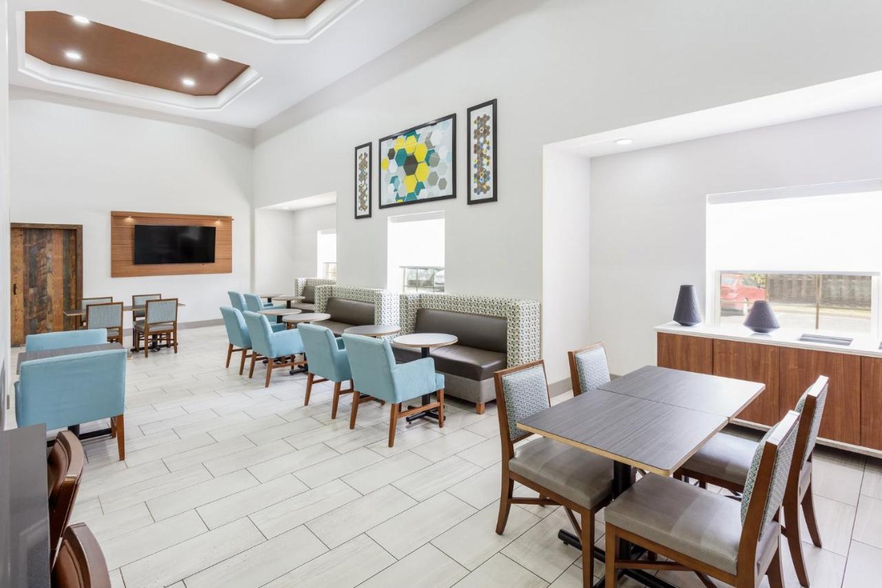 Holiday Inn Express & Suites Williamsburg By Ihg Buitenkant foto