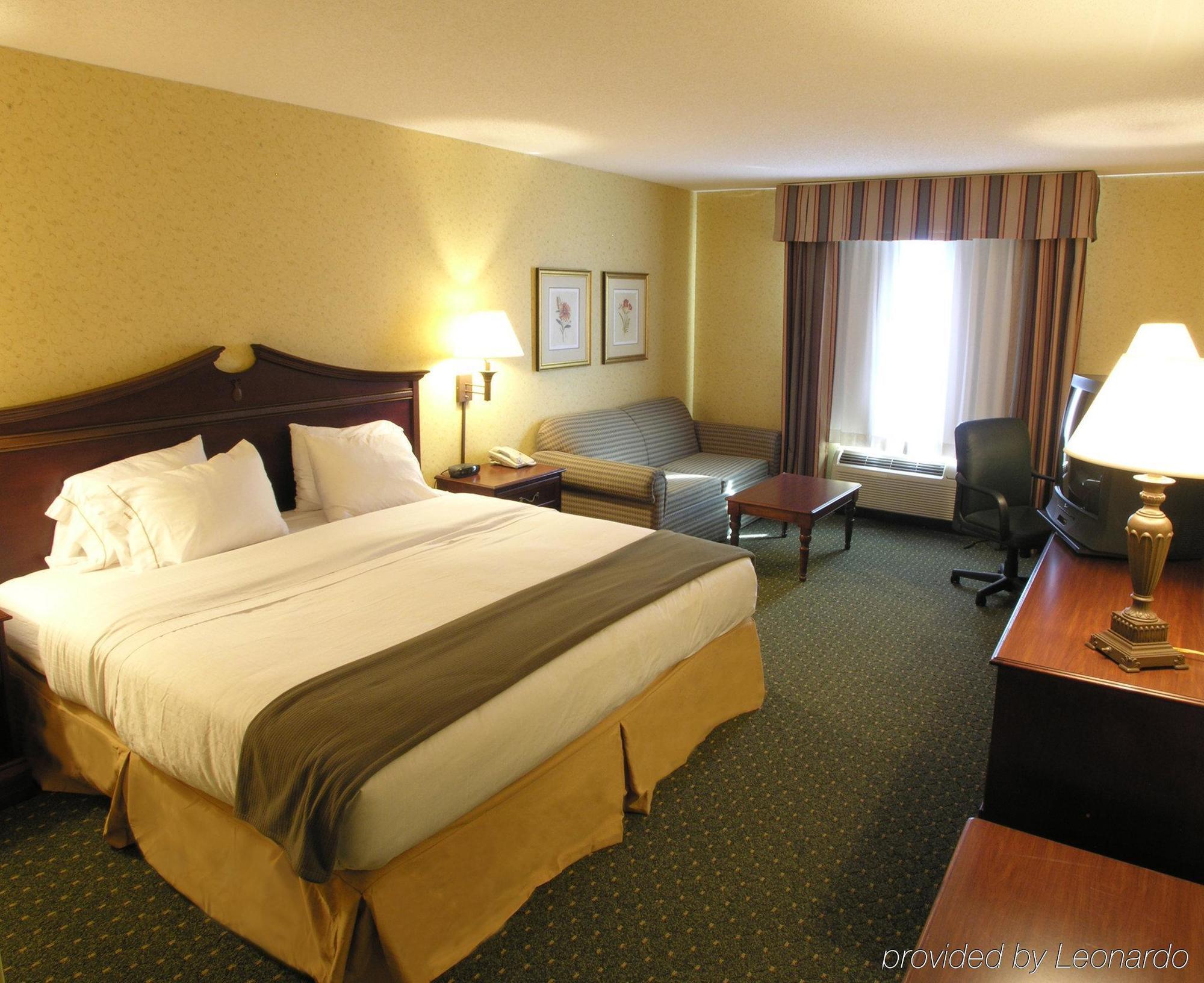 Holiday Inn Express & Suites Williamsburg By Ihg Kamer foto