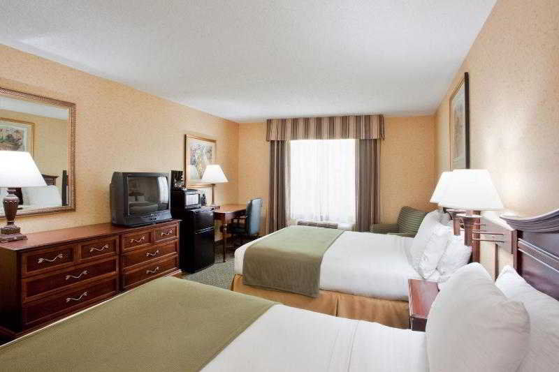 Holiday Inn Express & Suites Williamsburg By Ihg Buitenkant foto