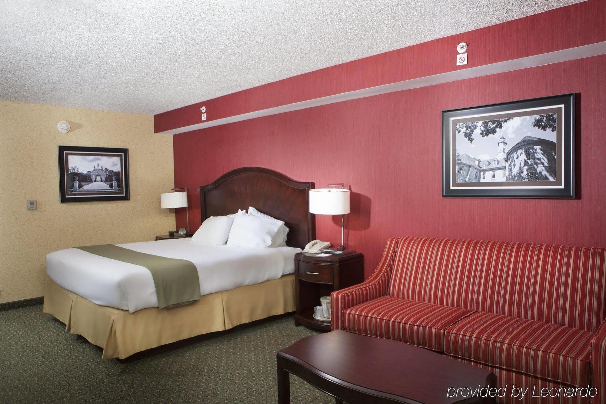 Holiday Inn Express & Suites Williamsburg By Ihg Buitenkant foto
